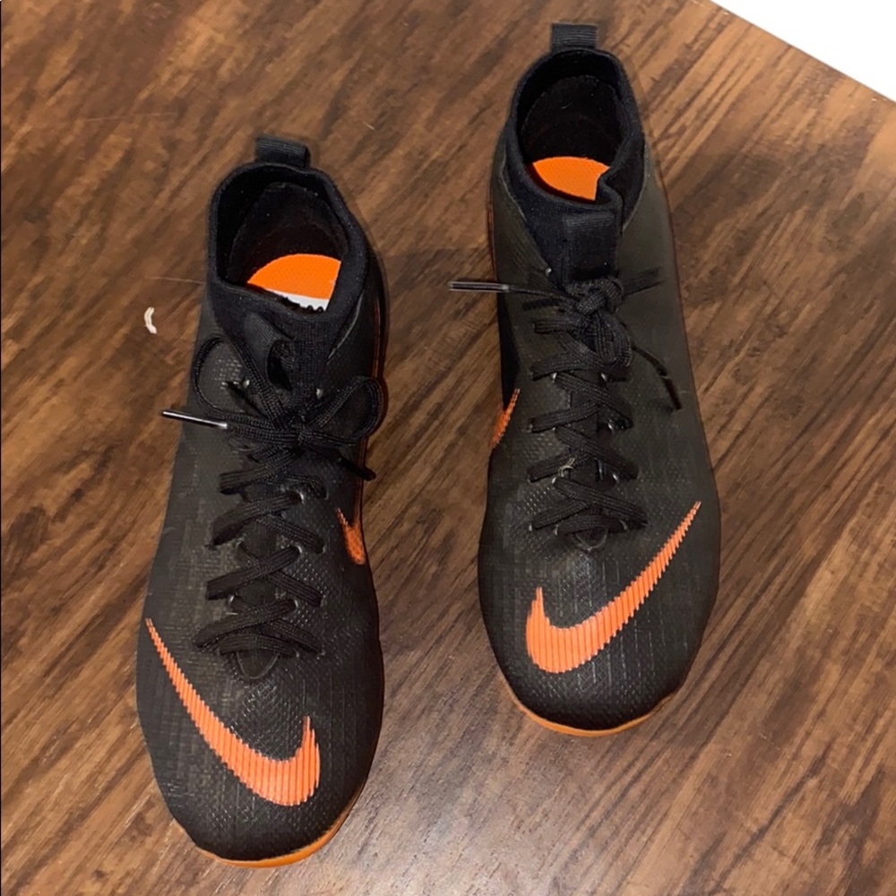 (Free Nike and adidas socks) Nike JR Mercurial Superfly 6 Elite FG Soccer Cleat